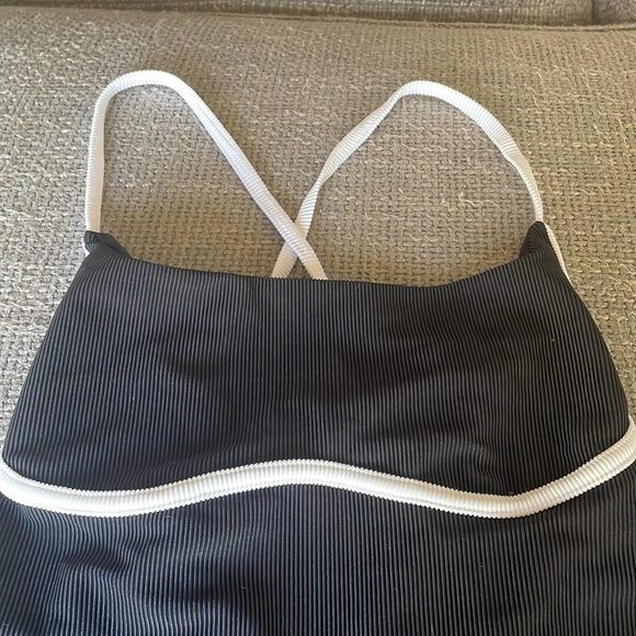 NWT BEACH RIOT Faith One-Piece! - Picture 7 of 10